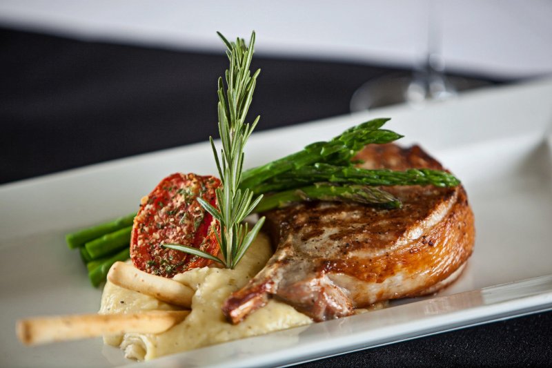 Cape May Hemingway’s Prime Steaks & Seafood Cape May Restaurants Cape May Dining Guide