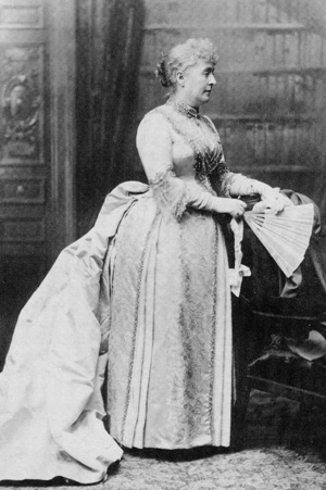 caroline-harrison