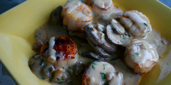 Scallops in Sherry-Mushroom Cream Sauce