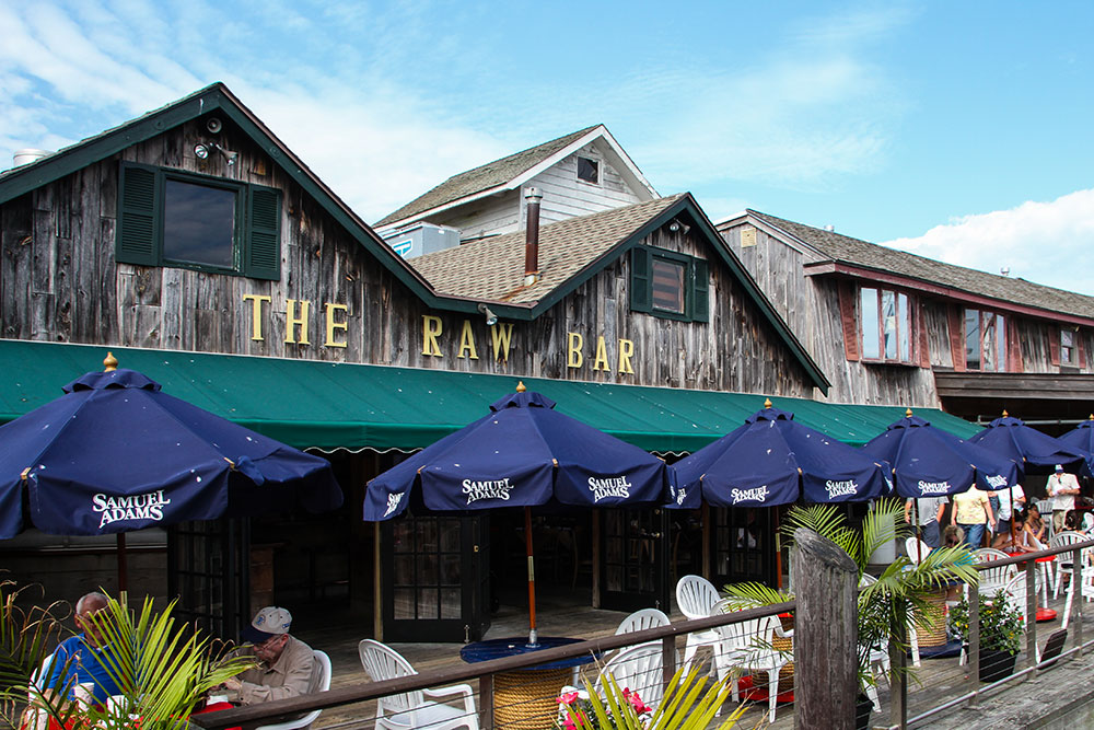 The Raw Bar at the Lobster House