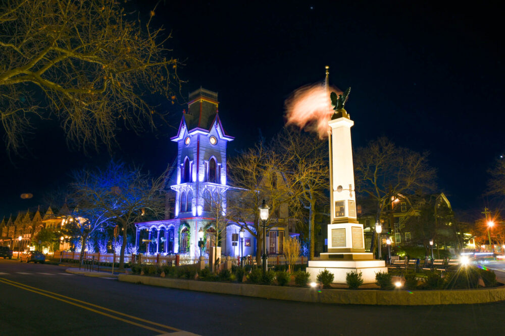 Soldiers Monument & The Abbey