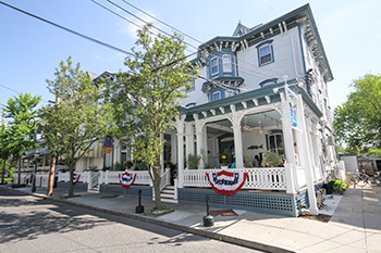 The Carroll Villa Hotel