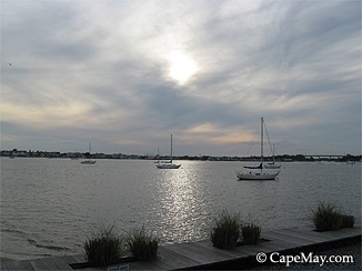 Evening at the harbor