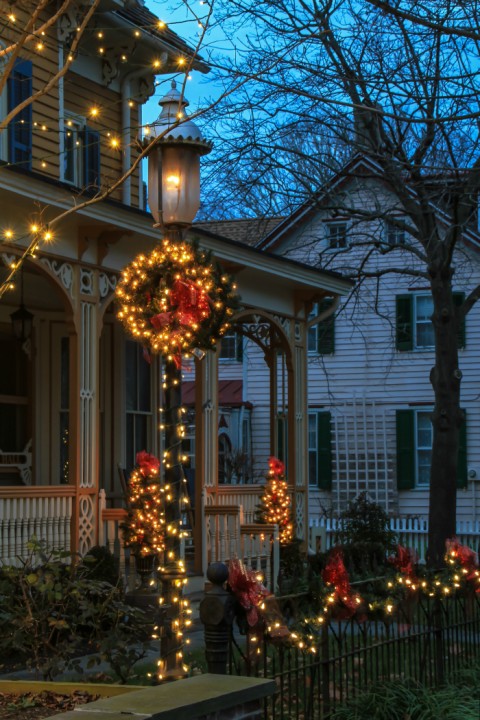 Lights on Hughes Street