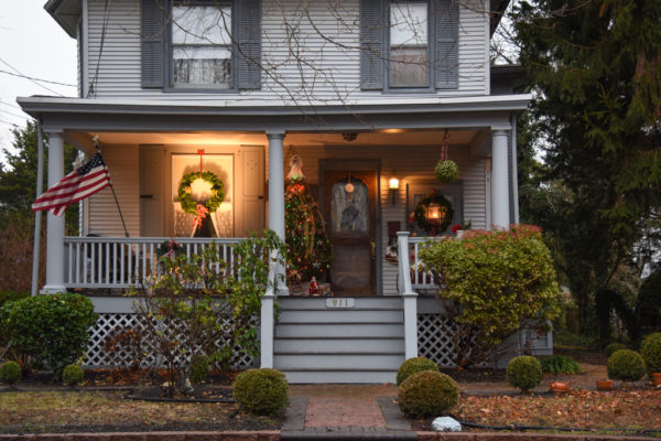 Porch Décor