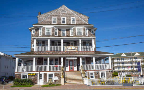 Hotel Macomber