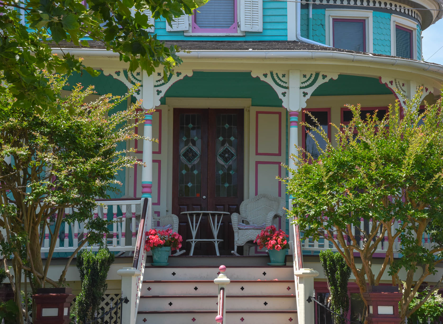 Lovely Shaded porch of The Merry Widow