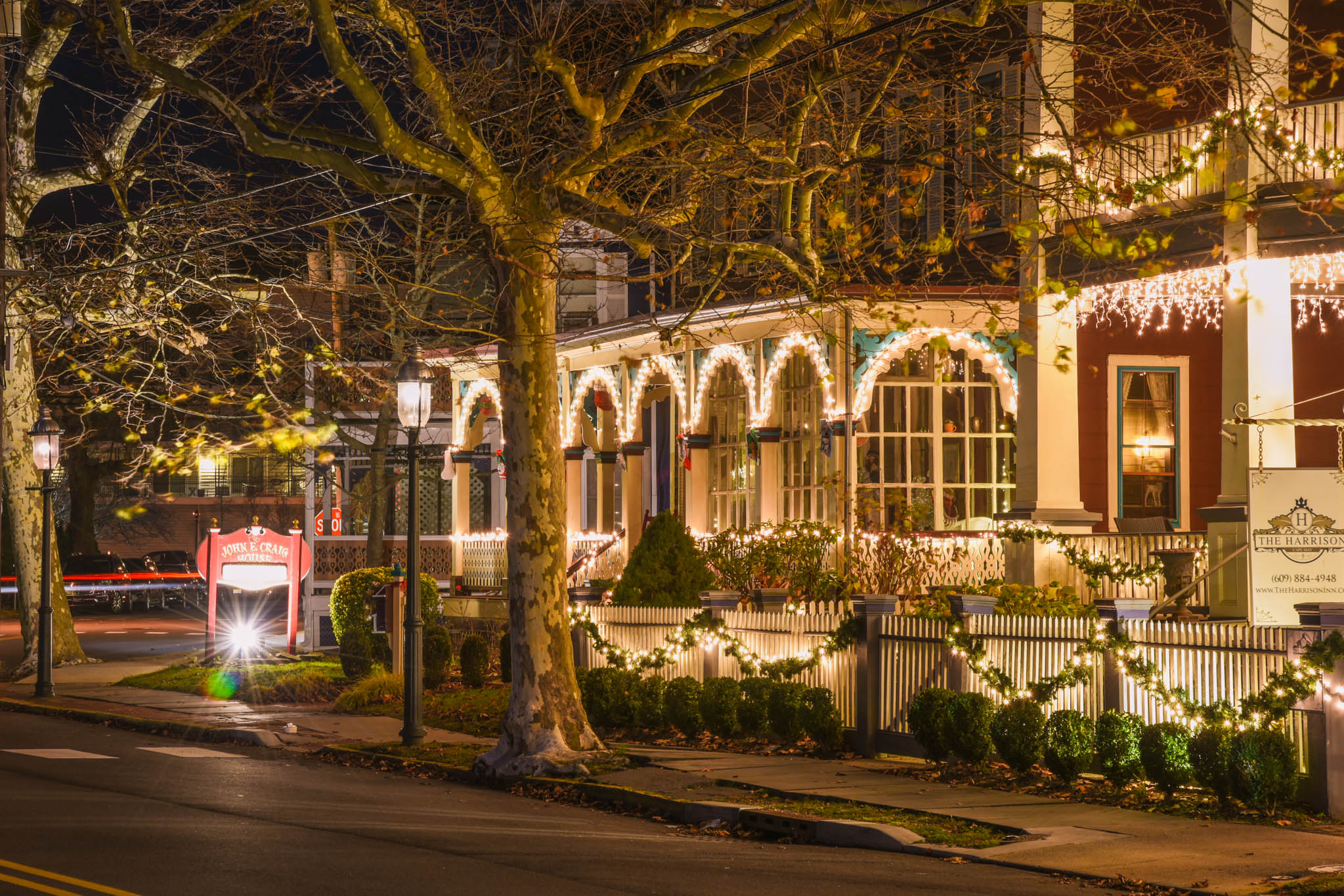 Christmas lights on Columbia Ave