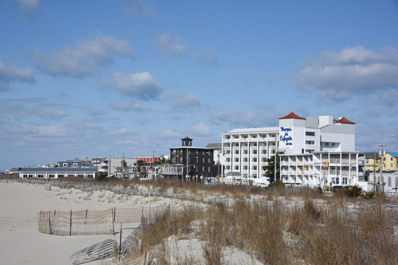 Looking at the Dunes with building along Beach Ave