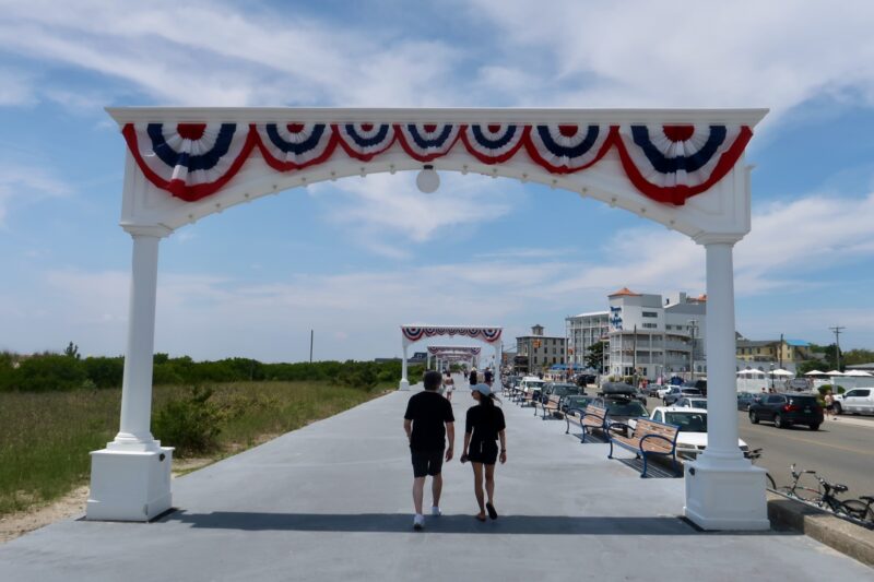 arches on the promenade