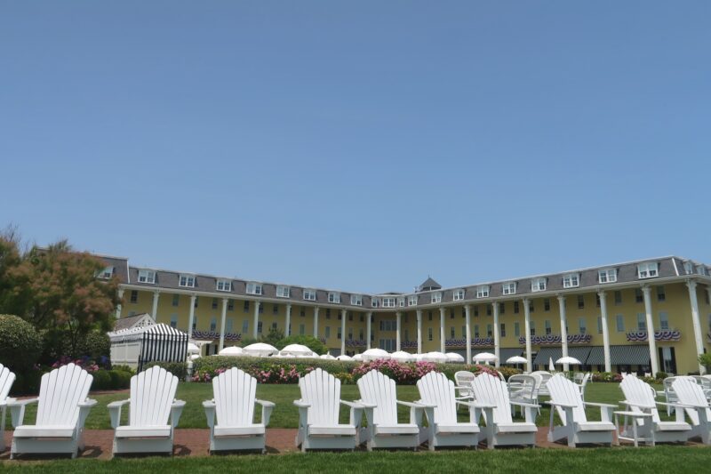 Open seats on the lawn at Congress Hall