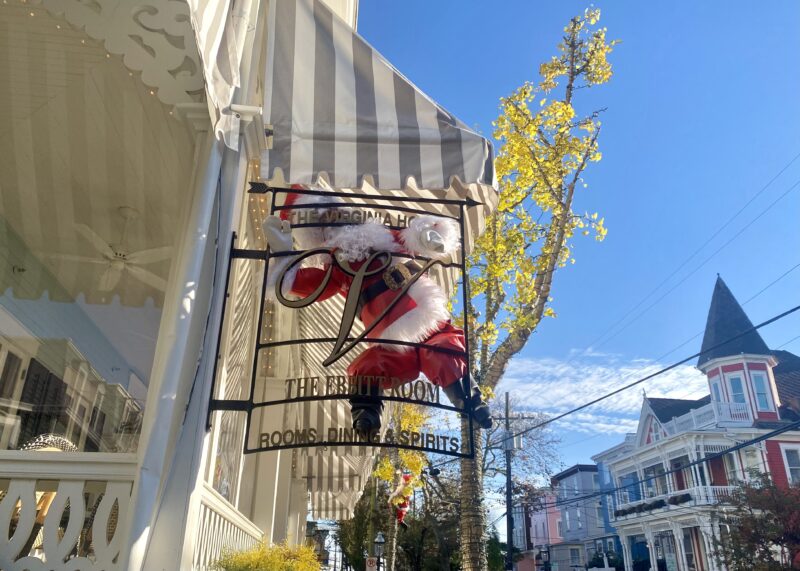 Santa on the sign for The Virginia Hotel and Ebbitt Room