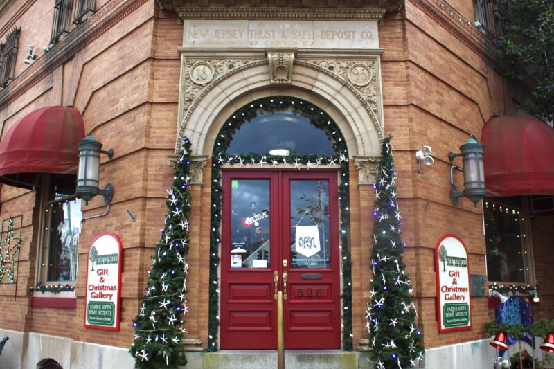 Winterwood on the Washington Street Mall during Christmas