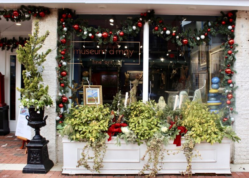 Holiday decorations at Gallery D'May on the Washington Street Mall