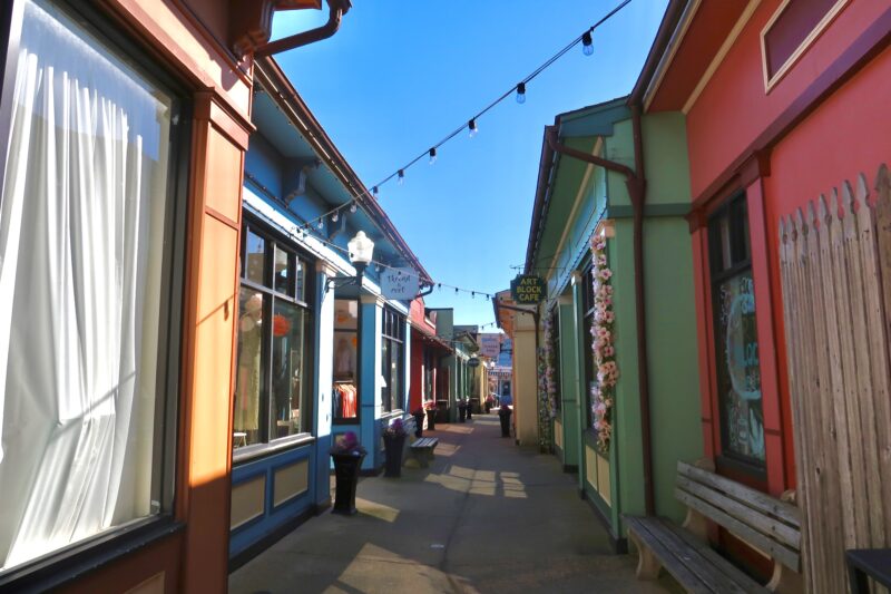 Shops on Liberty Way off the Washington Street Mall