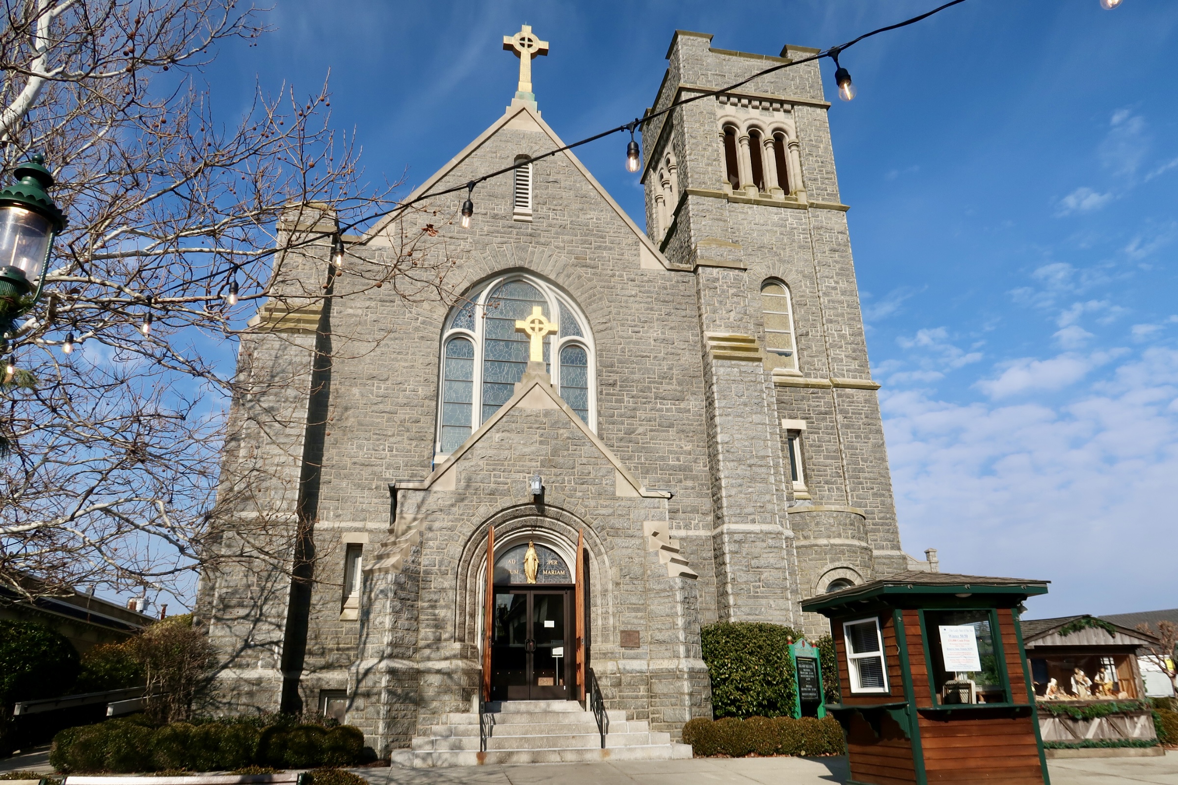Our Lady Star of the Sea church on Washington Street Mall in winter